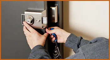  Boca Raton Locksmith Service Boca Raton, FL 561-463-5657